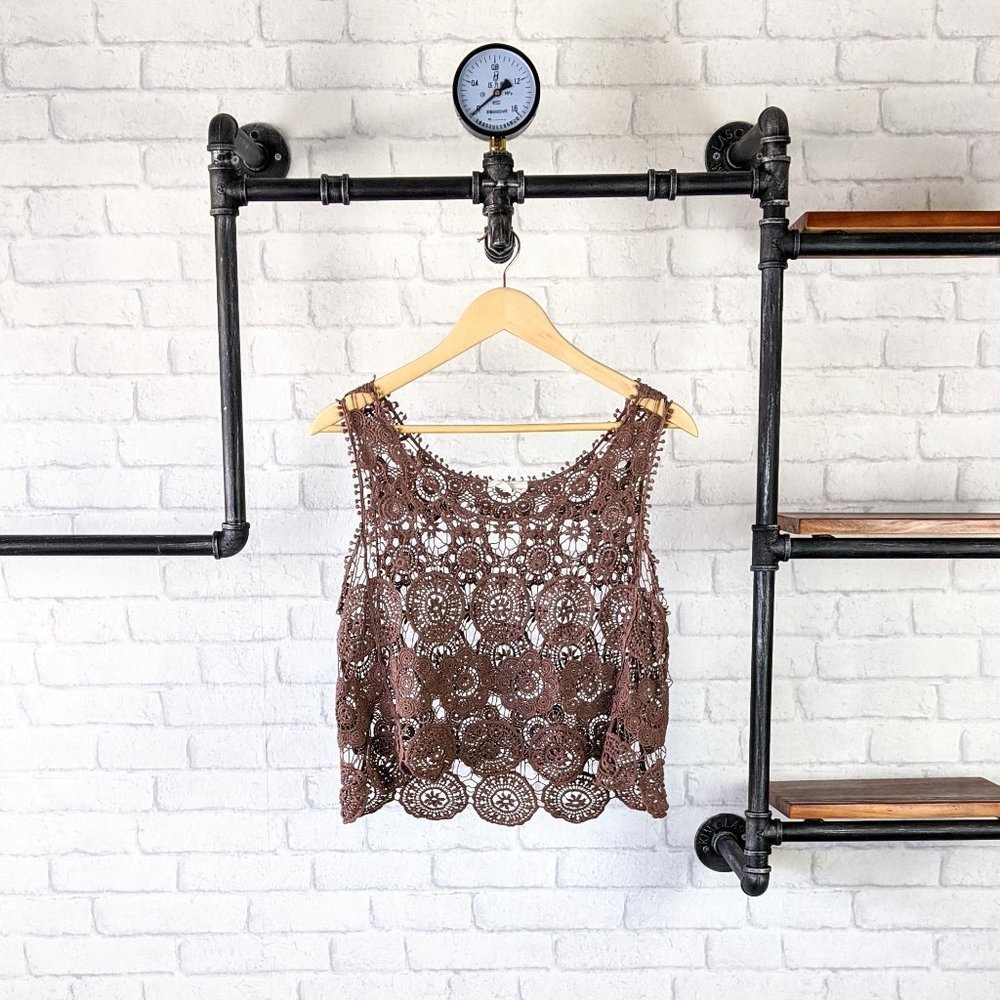 Junky Trunk Sleeveless Crochet Lace Crop Top Boho
